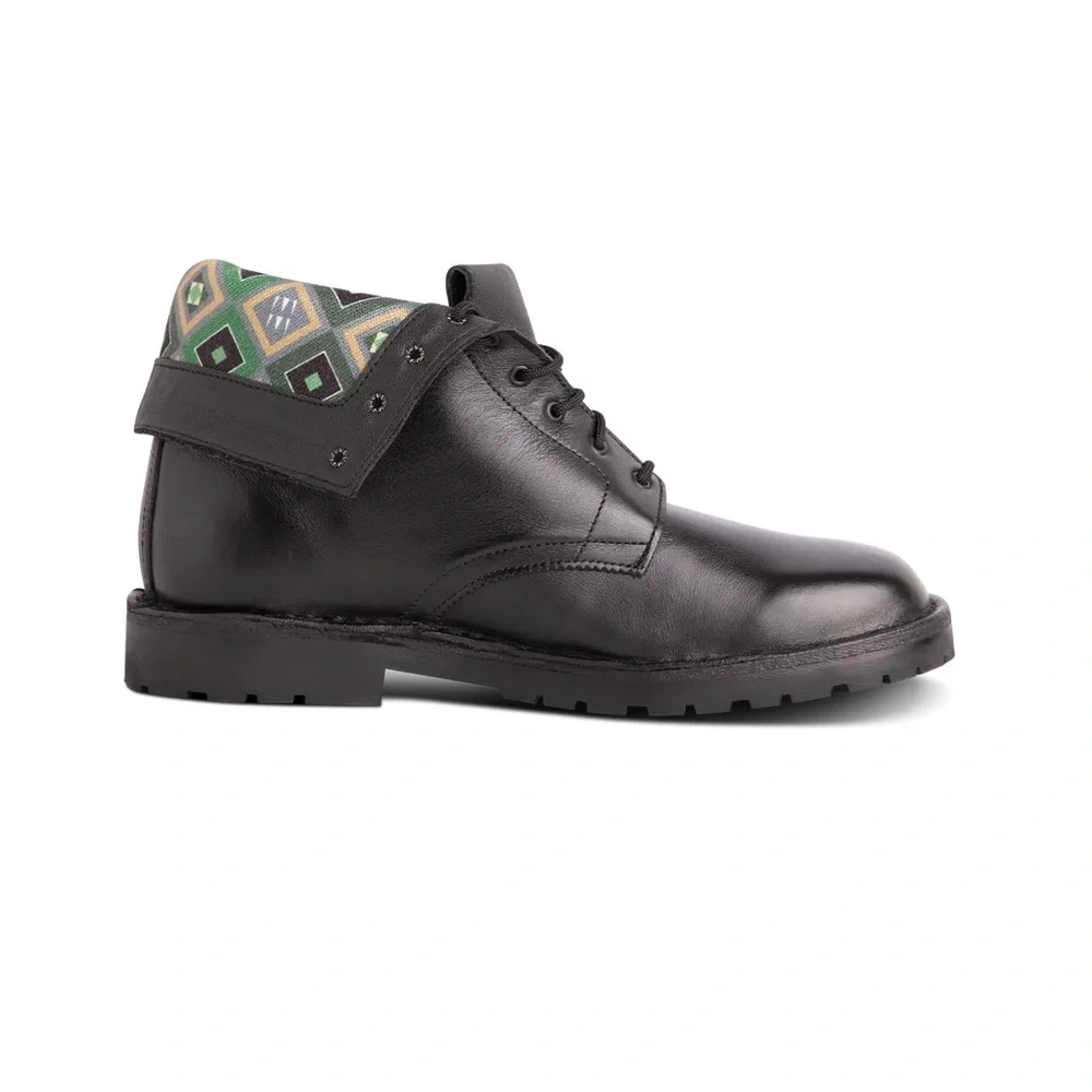 VELDSKOEN Move Me Ranger Boot Black Leather Black Sole Men’s 7 Women’s 9 EU 40 - Picture 16 of 16